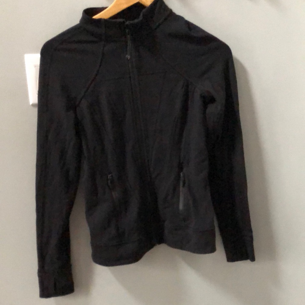 Ivivva black jacket